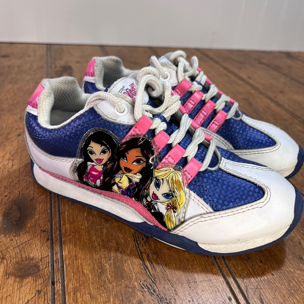 Y2K Bratz Shoes Girls Sneakers Size 13 Vintage